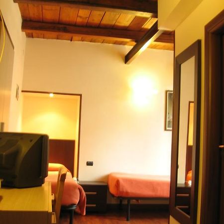 Duomo Apartments Neapol Zewnętrze zdjęcie